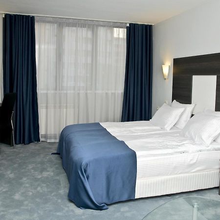 Hotel 4 Zona Sofia Eksteriør bilde