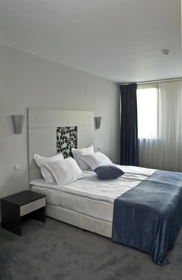 Hotel 4 Zona Sofia Eksteriør bilde