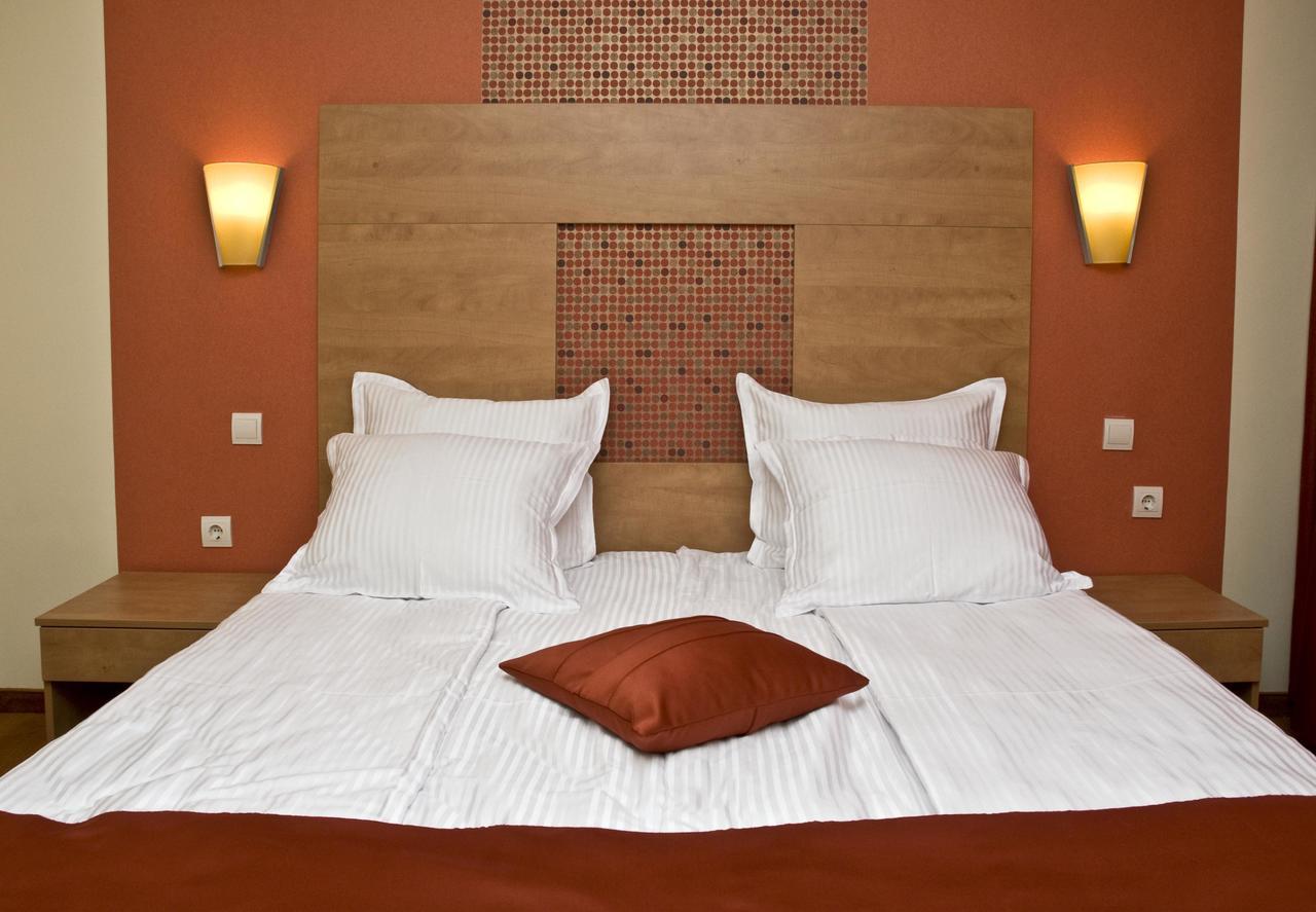 Hotel 4 Zona Sofia Eksteriør bilde